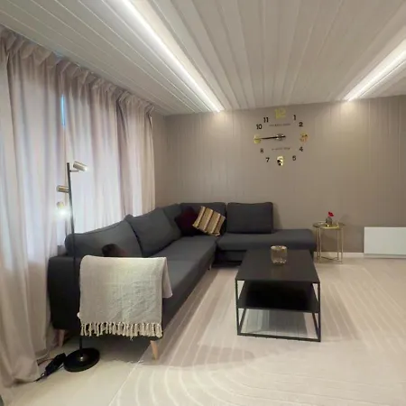 Storgata 150 Forste Etasje Апартаменты *